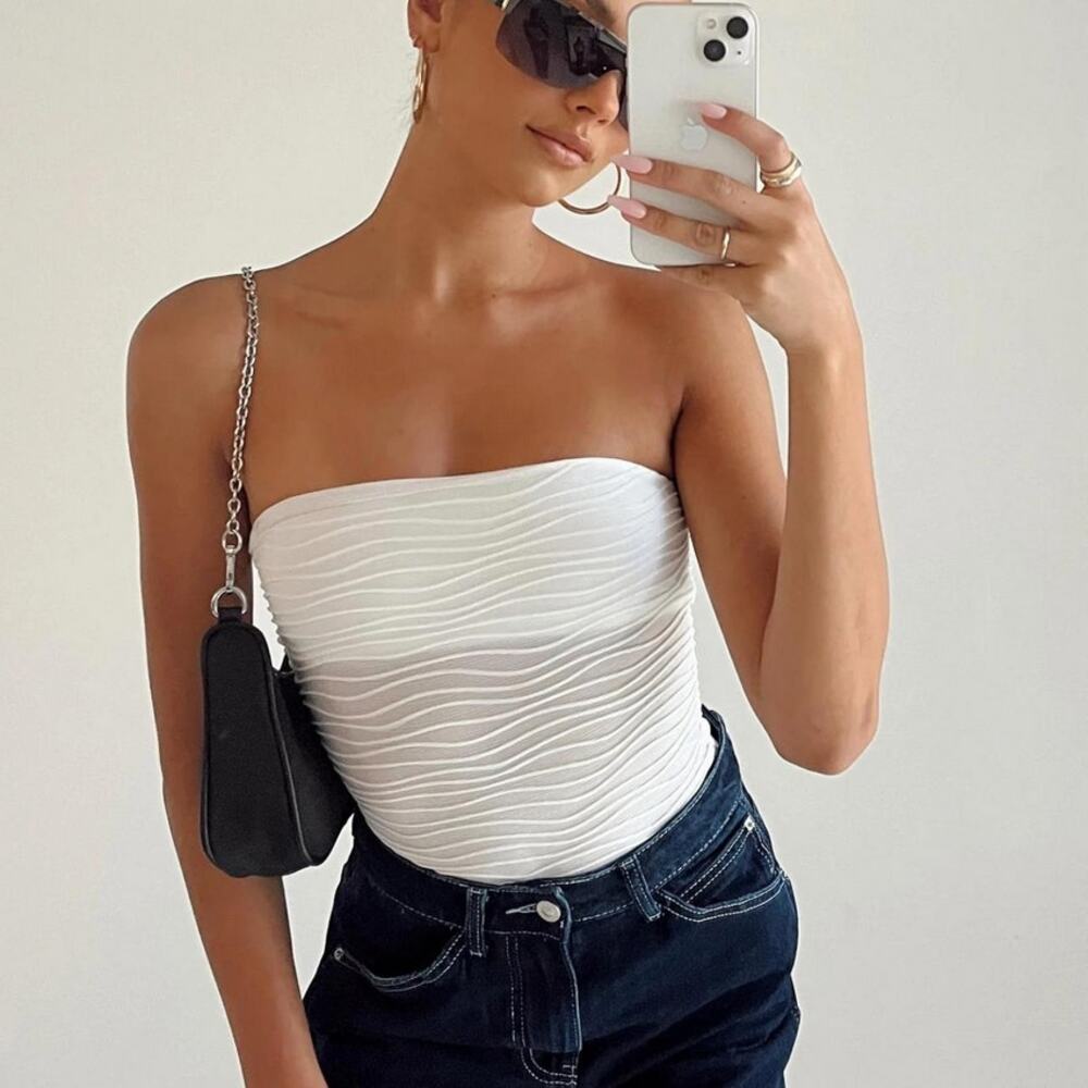 PRINCESS POLLY WHITE STRIPED‎ STRAPLESS BODYCON TOP US 4 Summer